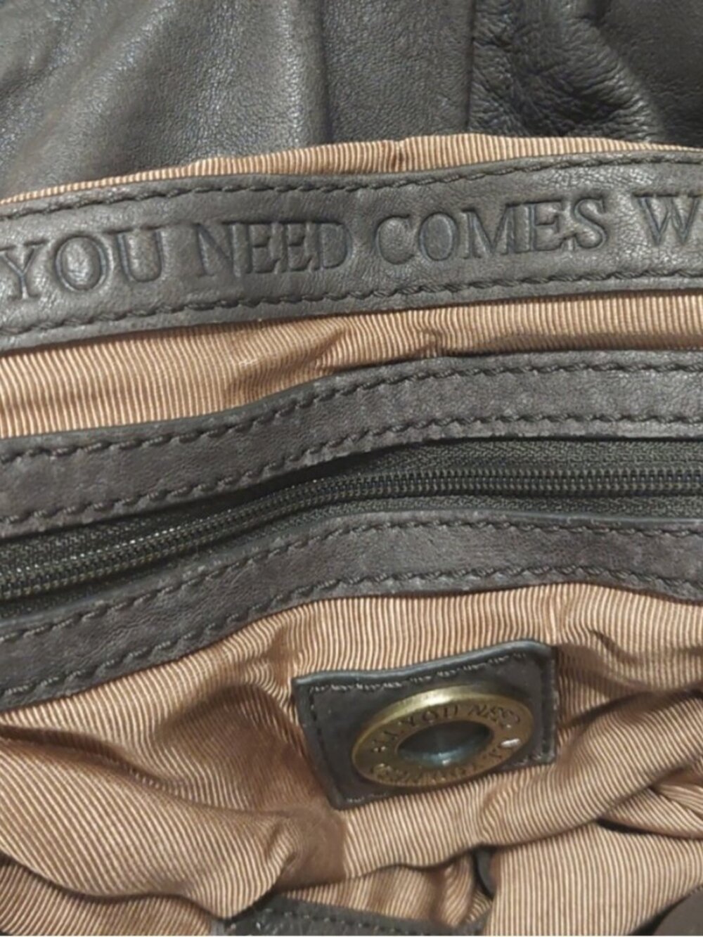 All You Need Comes With Me Genuine Leather Crossbody Shoulder Bag Gray Large - Picture 7 of 8